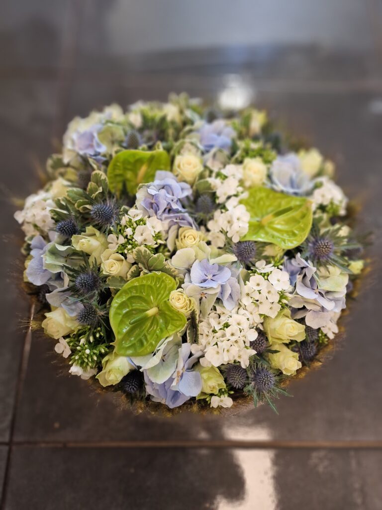 Avenue Des Fleurs Fleuriste  Compositions Florales Piquees 2